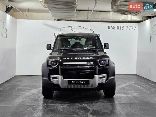 Черный Ленд Ровер Дефендер, объемом двигателя 3 л и пробегом 90 тыс. км за 72999 $, фото 2 на Automoto.ua