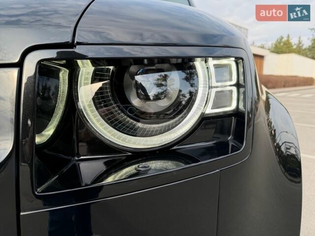 Черный Ленд Ровер Дефендер, объемом двигателя 3 л и пробегом 72 тыс. км за 75999 $, фото 57 на Automoto.ua