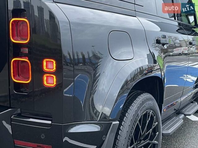 Черный Ленд Ровер Дефендер, объемом двигателя 3 л и пробегом 80 тыс. км за 84900 $, фото 12 на Automoto.ua