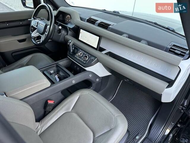 Ленд Ровер Дефендер 2022 в Киеве на Automoto.ua Черный Ленд Ровер Дефендер, объемом двигателя 3 л и пробегом 135 тыс. км за 70000 $, фото 28 на Automoto.ua