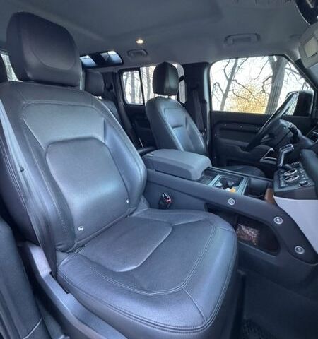 Чорний Ленд Ровер Дефендер, об'ємом двигуна 3 л та пробігом 110 тис. км за 62000 $, фото 16 на Automoto.ua