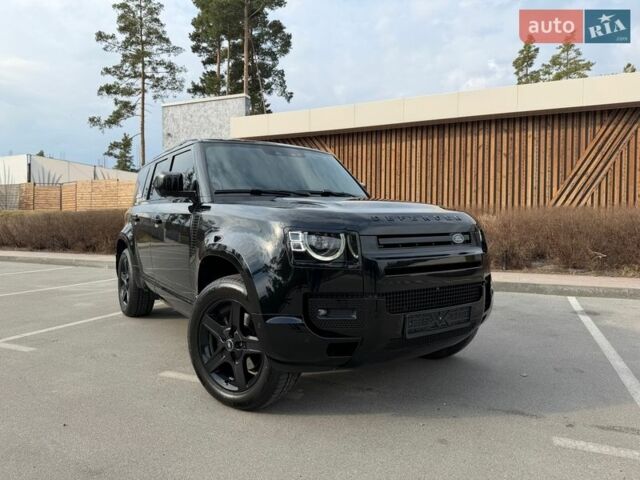 Черный Ленд Ровер Дефендер, объемом двигателя 3 л и пробегом 72 тыс. км за 75999 $, фото 2 на Automoto.ua