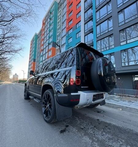 Чорний Ленд Ровер Дефендер, об'ємом двигуна 3 л та пробігом 110 тис. км за 62000 $, фото 10 на Automoto.ua