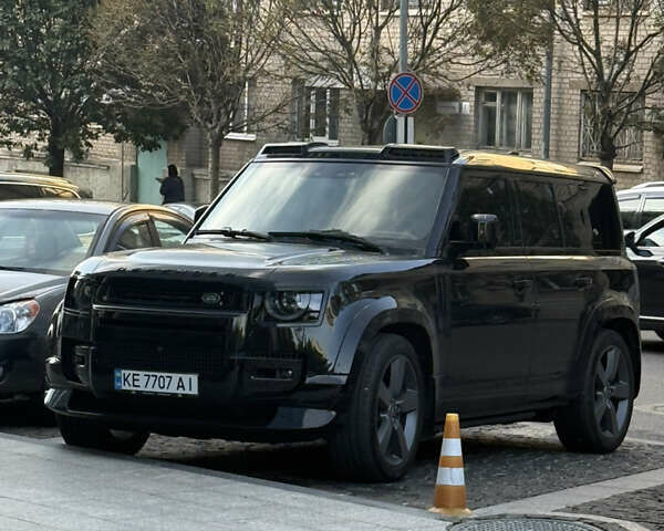 Черный Ленд Ровер Дефендер, объемом двигателя 5 л и пробегом 19 тыс. км за 138500 $, фото 12 на Automoto.ua