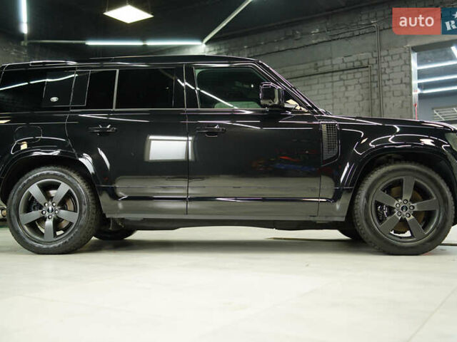 Ленд Ровер Дефендер 2022 у Києві на Automoto.ua Чорний Ленд Ровер Дефендер, об'ємом двигуна 5 л та пробігом 42 тис. км за 134900 $, фото 7 на Automoto.ua