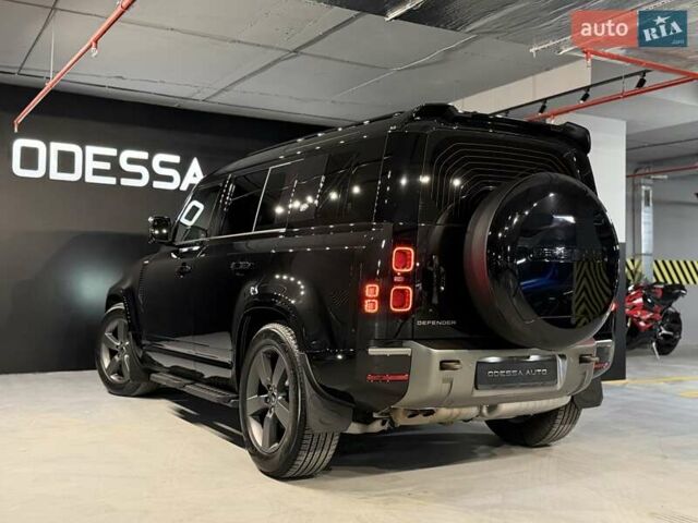 Черный Ленд Ровер Дефендер, объемом двигателя 3 л и пробегом 39 тыс. км за 82900 $, фото 8 на Automoto.ua