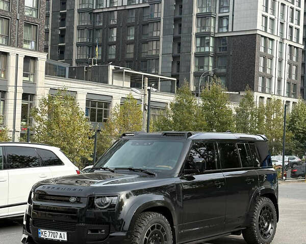 Черный Ленд Ровер Дефендер, объемом двигателя 5 л и пробегом 19 тыс. км за 138500 $, фото 9 на Automoto.ua