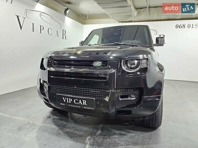 Черный Ленд Ровер Дефендер, объемом двигателя 3 л и пробегом 23 тыс. км за 99999 $, фото 4 на Automoto.ua