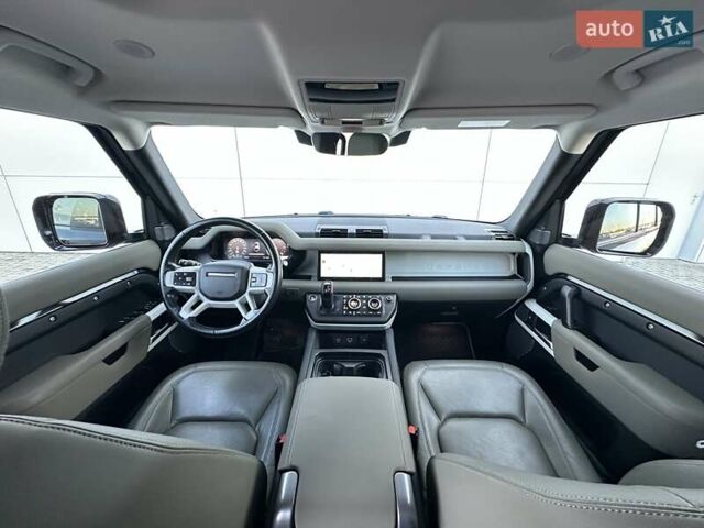 Ленд Ровер Дефендер 2022 в Киеве на Automoto.ua Черный Ленд Ровер Дефендер, объемом двигателя 3 л и пробегом 135 тыс. км за 70000 $, фото 24 на Automoto.ua
