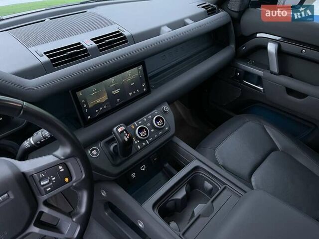 Черный Ленд Ровер Дефендер, объемом двигателя 3 л и пробегом 80 тыс. км за 84900 $, фото 23 на Automoto.ua