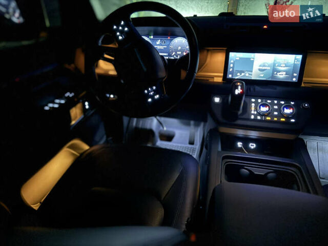 Черный Ленд Ровер Дефендер, объемом двигателя 3 л и пробегом 86 тыс. км за 81000 $, фото 43 на Automoto.ua