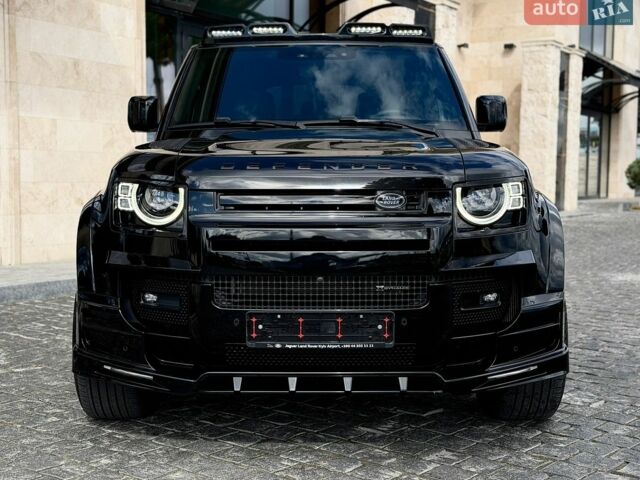 Черный Ленд Ровер Дефендер, объемом двигателя 3 л и пробегом 88 тыс. км за 83900 $, фото 2 на Automoto.ua