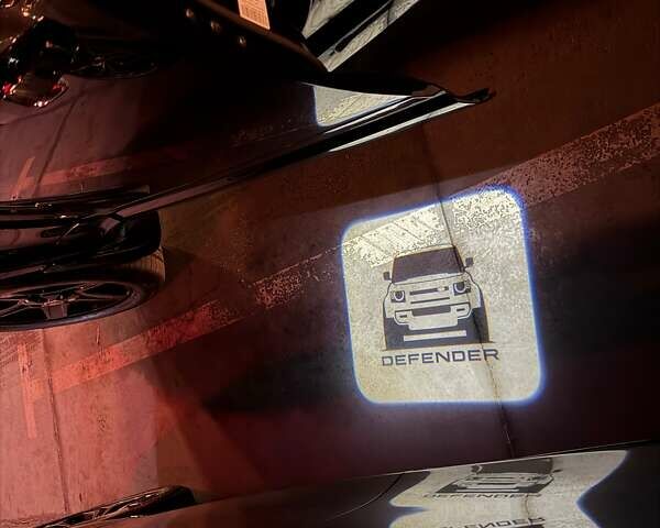 Черный Ленд Ровер Дефендер, объемом двигателя 3 л и пробегом 72 тыс. км за 75999 $, фото 161 на Automoto.ua