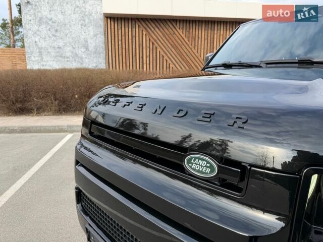 Черный Ленд Ровер Дефендер, объемом двигателя 3 л и пробегом 72 тыс. км за 75999 $, фото 52 на Automoto.ua