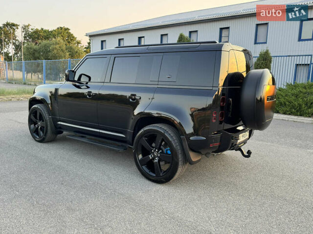 Черный Ленд Ровер Дефендер, объемом двигателя 3 л и пробегом 86 тыс. км за 81000 $, фото 12 на Automoto.ua