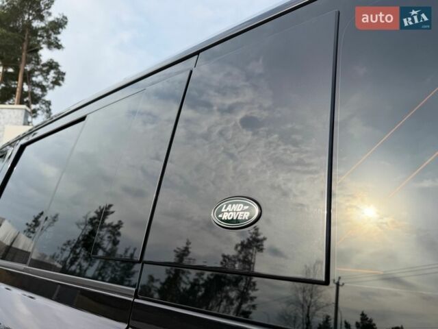 Черный Ленд Ровер Дефендер, объемом двигателя 3 л и пробегом 72 тыс. км за 75999 $, фото 69 на Automoto.ua