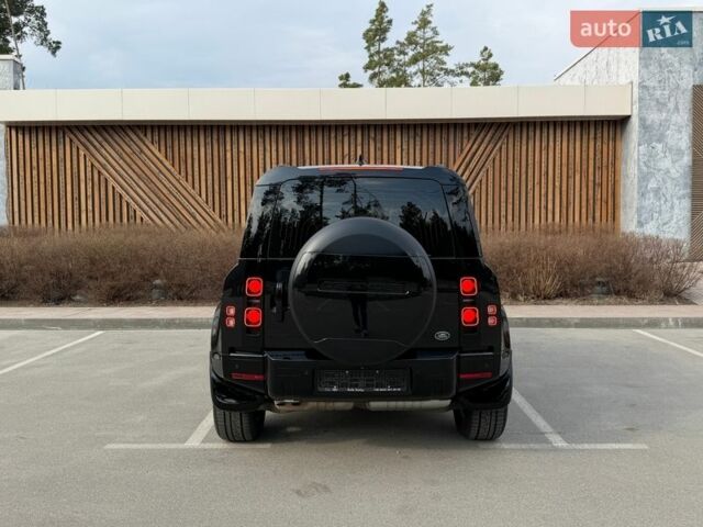 Черный Ленд Ровер Дефендер, объемом двигателя 3 л и пробегом 72 тыс. км за 75999 $, фото 81 на Automoto.ua