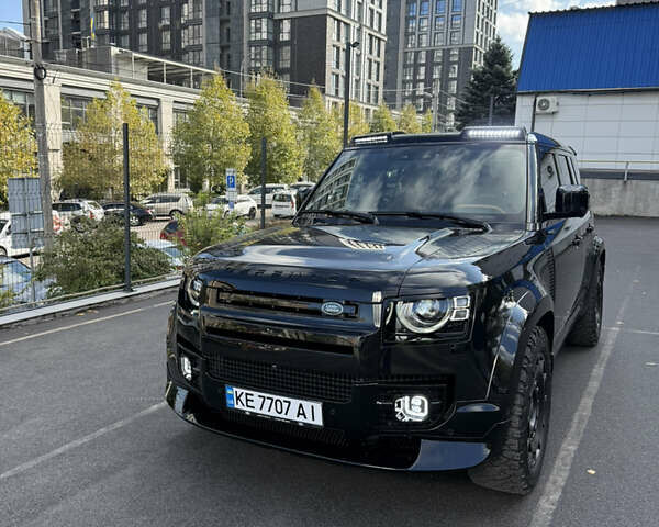 Черный Ленд Ровер Дефендер, объемом двигателя 5 л и пробегом 19 тыс. км за 138500 $, фото 7 на Automoto.ua