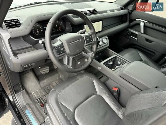 Черный Ленд Ровер Дефендер, объемом двигателя 3 л и пробегом 80 тыс. км за 84900 $, фото 10 на Automoto.ua