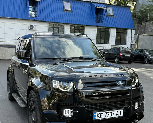 Черный Ленд Ровер Дефендер, объемом двигателя 5 л и пробегом 19 тыс. км за 138500 $, фото 5 на Automoto.ua