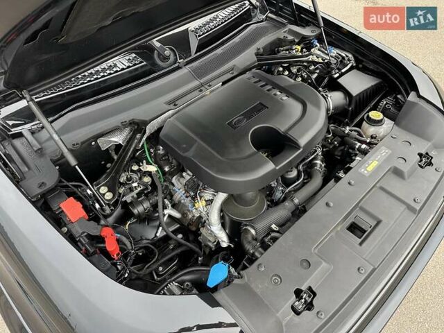 Черный Ленд Ровер Дефендер, объемом двигателя 3 л и пробегом 80 тыс. км за 84900 $, фото 36 на Automoto.ua