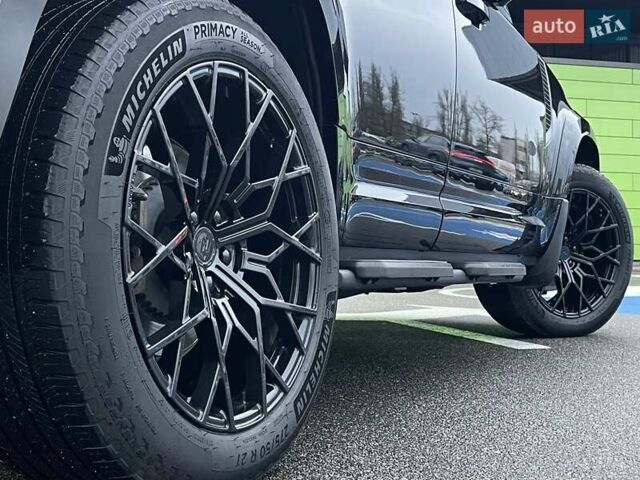 Черный Ленд Ровер Дефендер, объемом двигателя 3 л и пробегом 80 тыс. км за 84900 $, фото 13 на Automoto.ua