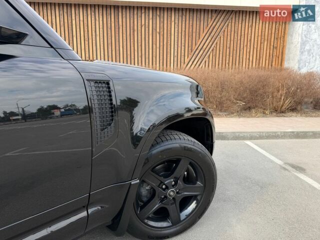 Черный Ленд Ровер Дефендер, объемом двигателя 3 л и пробегом 72 тыс. км за 75999 $, фото 88 на Automoto.ua