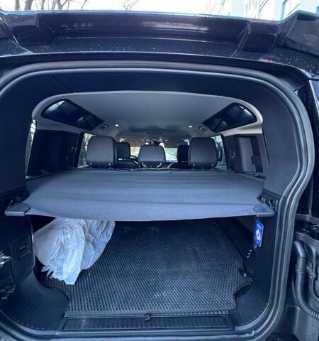 Чорний Ленд Ровер Дефендер, об'ємом двигуна 3 л та пробігом 110 тис. км за 62000 $, фото 19 на Automoto.ua