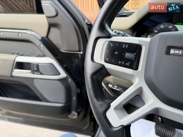 Черный Ленд Ровер Дефендер, объемом двигателя 3 л и пробегом 72 тыс. км за 75999 $, фото 144 на Automoto.ua