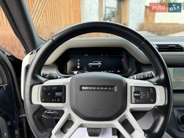 Черный Ленд Ровер Дефендер, объемом двигателя 3 л и пробегом 72 тыс. км за 75999 $, фото 150 на Automoto.ua