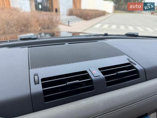 Черный Ленд Ровер Дефендер, объемом двигателя 3 л и пробегом 72 тыс. км за 75999 $, фото 147 на Automoto.ua