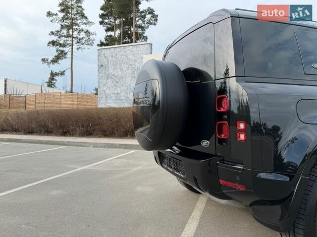 Черный Ленд Ровер Дефендер, объемом двигателя 3 л и пробегом 72 тыс. км за 75999 $, фото 90 на Automoto.ua