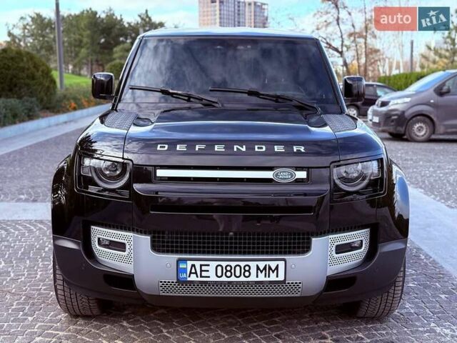 Черный Ленд Ровер Дефендер, объемом двигателя 3 л и пробегом 70 тыс. км за 75000 $, фото 1 на Automoto.ua