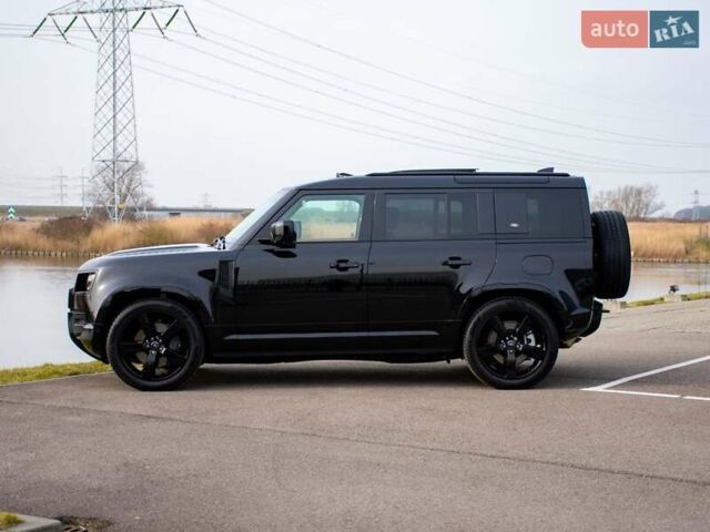 Черный Ленд Ровер Дефендер, объемом двигателя 3 л и пробегом 25 тыс. км за 99999 $, фото 2 на Automoto.ua