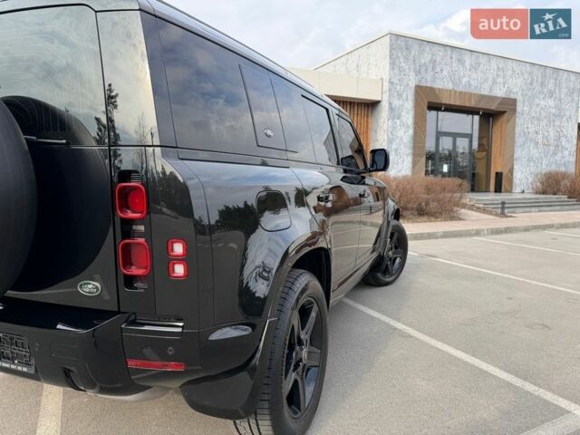 Черный Ленд Ровер Дефендер, объемом двигателя 3 л и пробегом 72 тыс. км за 75999 $, фото 86 на Automoto.ua