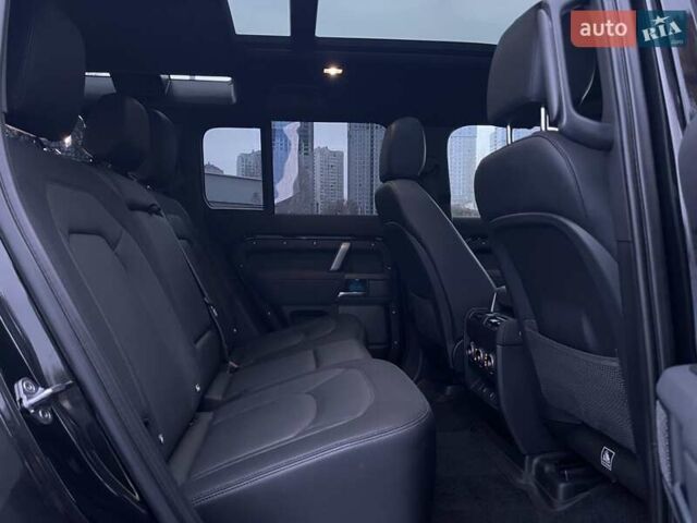 Черный Ленд Ровер Дефендер, объемом двигателя 3 л и пробегом 80 тыс. км за 84900 $, фото 36 на Automoto.ua