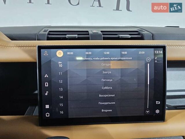 Черный Ленд Ровер Дефендер, объемом двигателя 3 л и пробегом 23 тыс. км за 99999 $, фото 40 на Automoto.ua