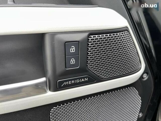 Чорний Ленд Ровер Дефендер, об'ємом двигуна 3 л та пробігом 6 тис. км за 89900 $, фото 11 на Automoto.ua