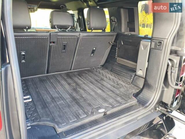 Черный Ленд Ровер Дефендер, объемом двигателя 3 л и пробегом 81 тыс. км за 85325 $, фото 25 на Automoto.ua