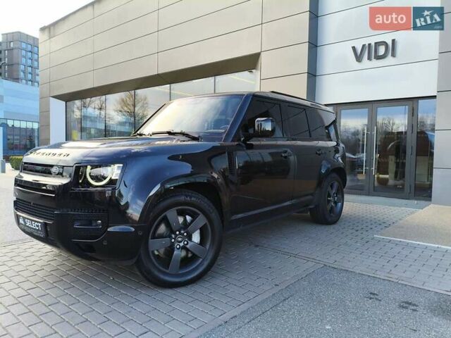 Черный Ленд Ровер Дефендер, объемом двигателя 3 л и пробегом 81 тыс. км за 85325 $, фото 2 на Automoto.ua