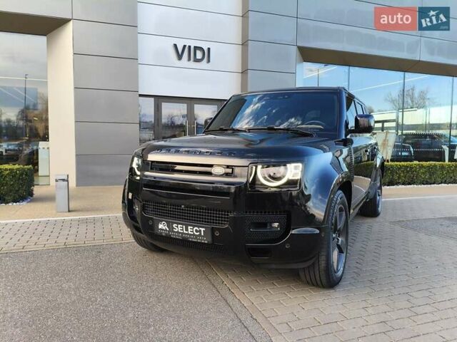 Черный Ленд Ровер Дефендер, объемом двигателя 3 л и пробегом 81 тыс. км за 85325 $, фото 7 на Automoto.ua