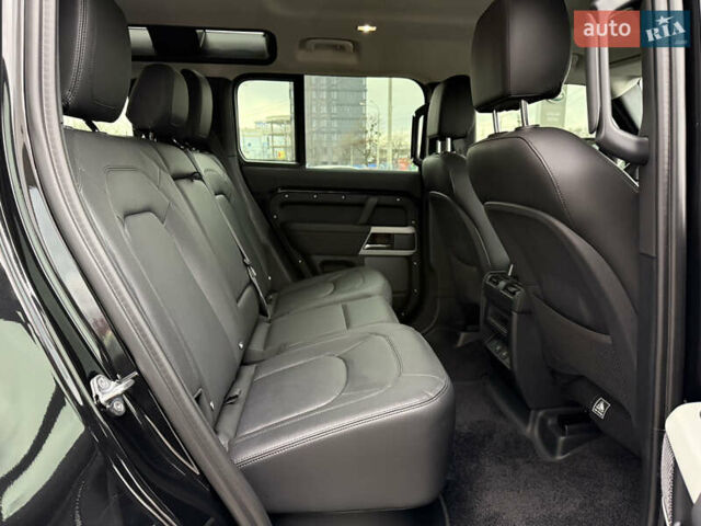 Черный Ленд Ровер Дефендер, объемом двигателя 3 л и пробегом 21 тыс. км за 87000 $, фото 28 на Automoto.ua