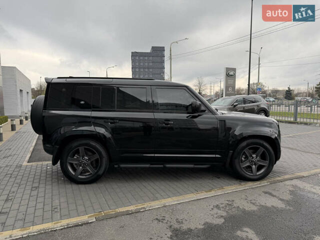 Черный Ленд Ровер Дефендер, объемом двигателя 3 л и пробегом 21 тыс. км за 87000 $, фото 3 на Automoto.ua