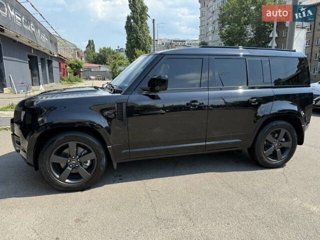 Чорний Ленд Ровер Дефендер, об'ємом двигуна 3 л та пробігом 16 тис. км за 112222 $, фото 5 на Automoto.ua