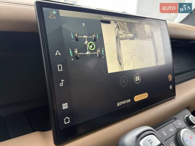 Черный Ленд Ровер Дефендер, объемом двигателя 3 л и пробегом 1 тыс. км за 125222 $, фото 67 на Automoto.ua