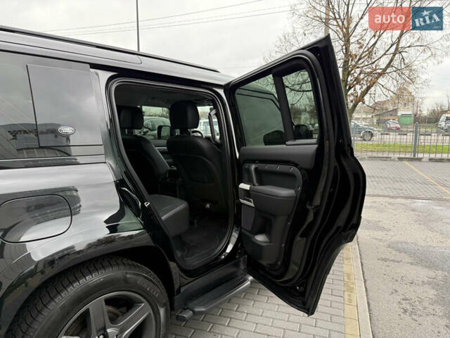Черный Ленд Ровер Дефендер, объемом двигателя 3 л и пробегом 21 тыс. км за 87000 $, фото 27 на Automoto.ua