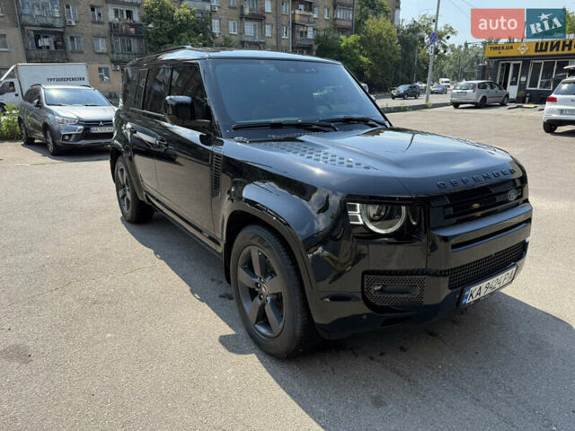 Чорний Ленд Ровер Дефендер, об'ємом двигуна 3 л та пробігом 16 тис. км за 112222 $, фото 1 на Automoto.ua