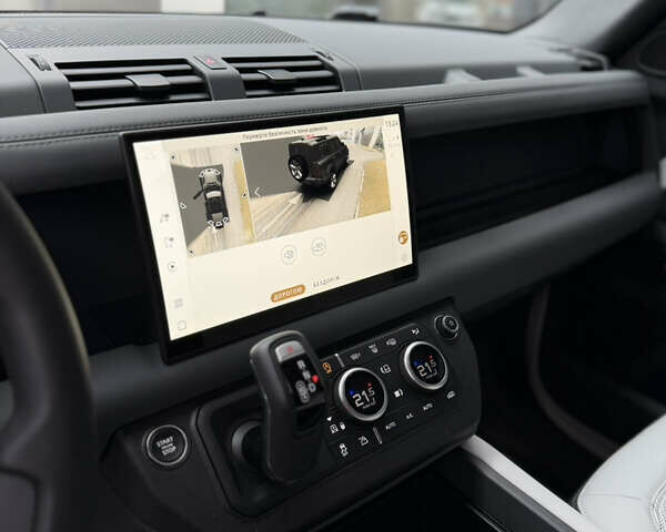 Черный Ленд Ровер Дефендер, объемом двигателя 3 л и пробегом 26 тыс. км за 97000 $, фото 27 на Automoto.ua