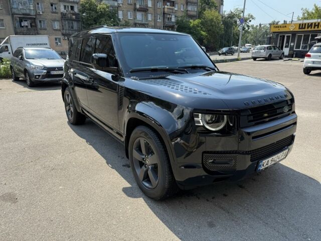 Черный Ленд Ровер Дефендер, объемом двигателя 3 л и пробегом 11 тыс. км за 117000 $, фото 1 на Automoto.ua