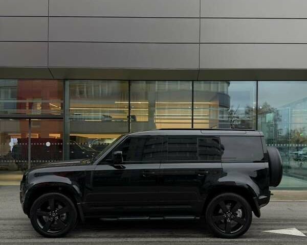 Чорний Ленд Ровер Дефендер, об'ємом двигуна 3 л та пробігом 18 тис. км за 109000 $, фото 6 на Automoto.ua